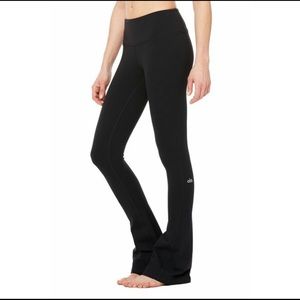 ALO Arroyo Flare Yoga Pants